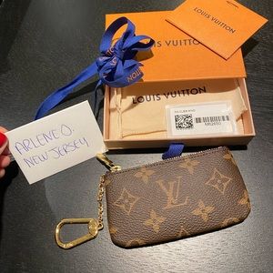 Louis Vuitton Key Cles/Key Pouch